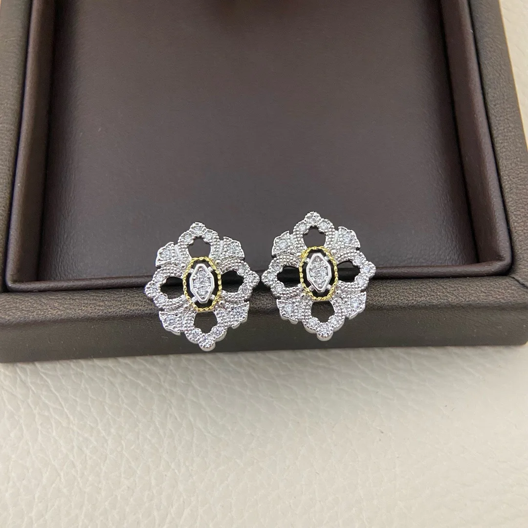 

The 2025 new high-end version of the dual-color diamond-encrusted petal stud earrings is a high-end lace stud with a delicate an