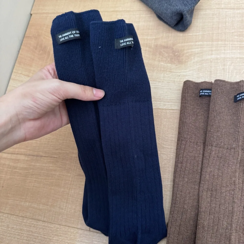 

Простые женские чулки в японском стиле, однотонные дышащие гольфы, утепленные длинные зимние носки