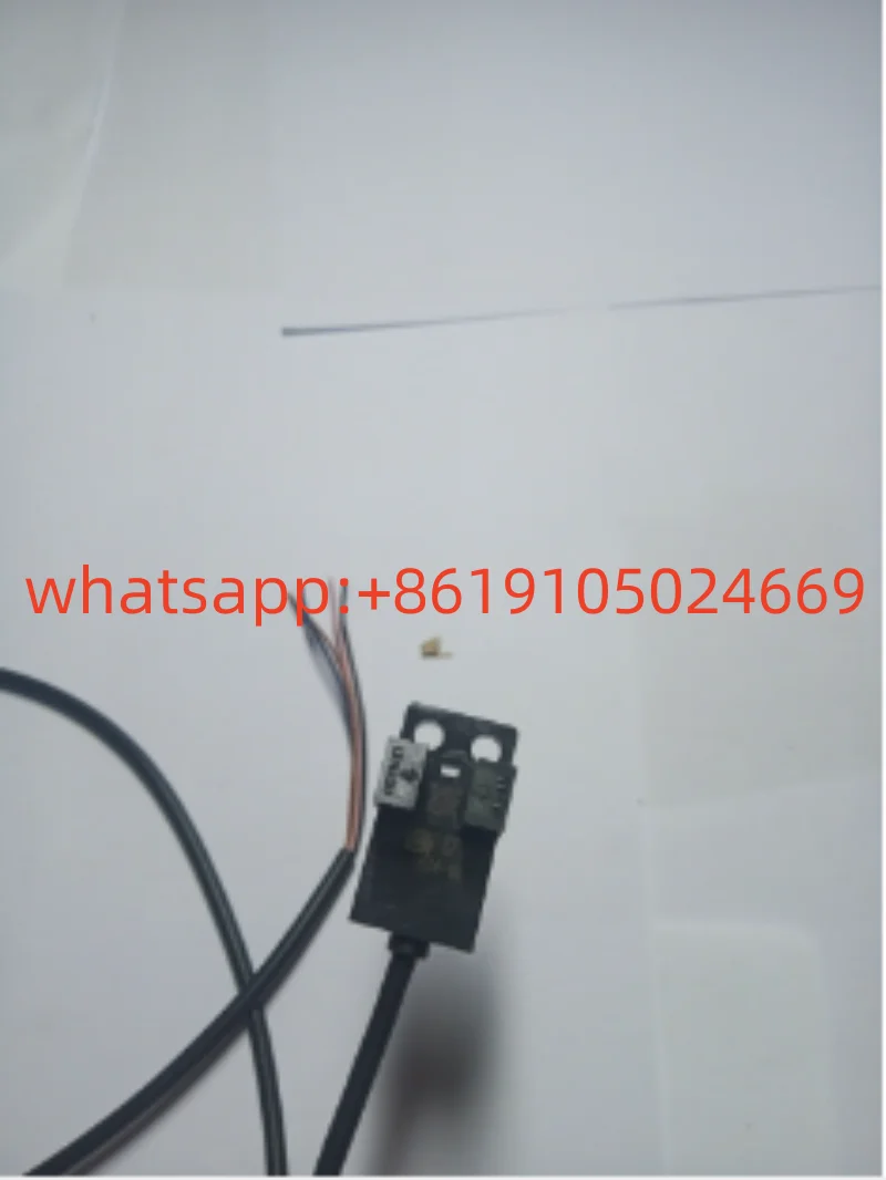 

New Original Sensor E3T-CD11 2M