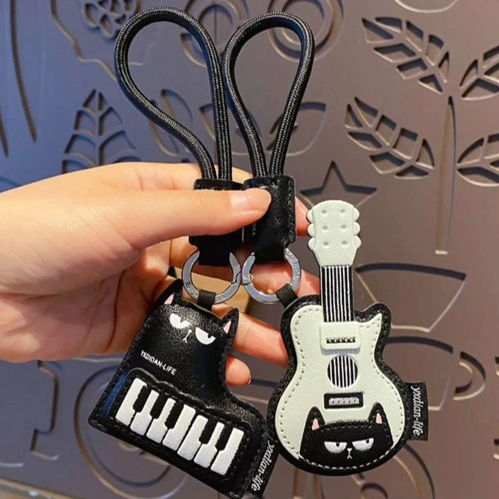 Guitar Cat Keychain PU Leather with Carabiner Cartoon Violin Keychain School Bag Charm Wear-resistant Piano Cat Keyring