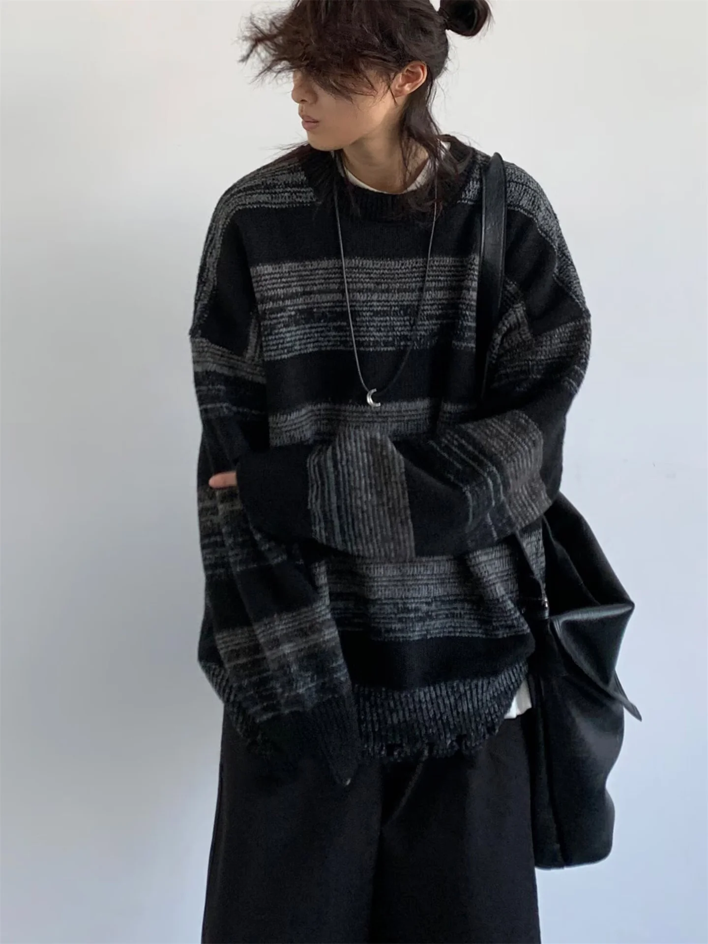 

Men's Autumn Winter Retro Japanese Sle Striped Sweater Color Blo Frayed Warm Knitted irt Casual Loose Fit Long Sle...