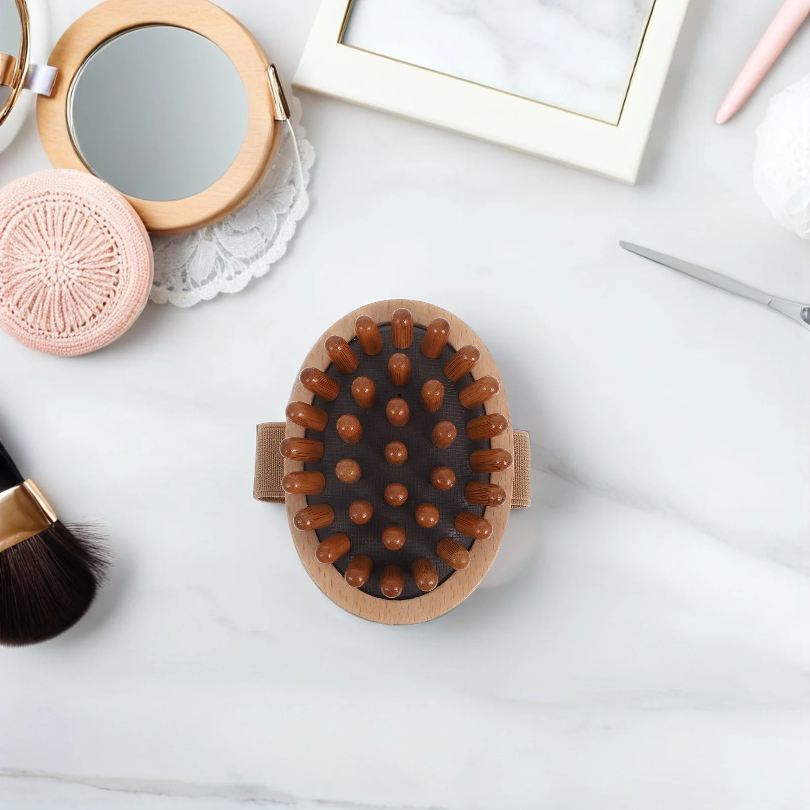 Рисунок 2 - Деревянная щетка для волос