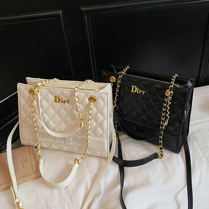 Nouveau fourre-tout à chaîne matelassé pour femmes-sac à bandoulière de luxe polyvalent de grande capacité pour les déplacements
