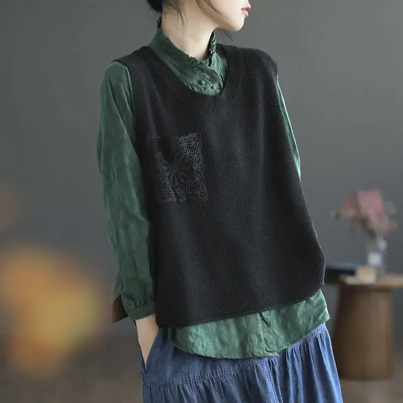 Lace Patchwork Pocket Vest Available in Multiple Colors Top Spring New Round Neck Knitted Pullover Vest Washed Cotton Thread