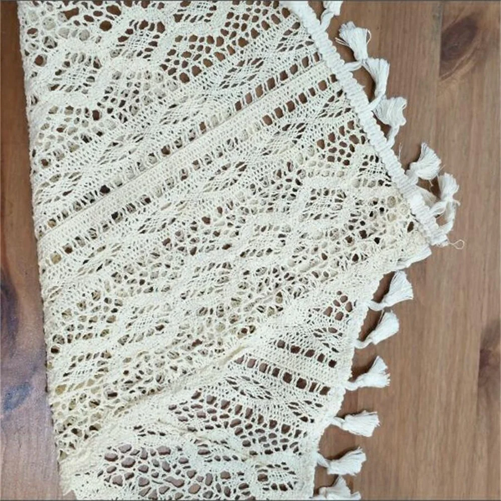White Handmade Cotton Crocheted Tablecloth Lace Doilies Flower Table Runner For Home Coffee Shop Table Decoration 1PCS/Lot