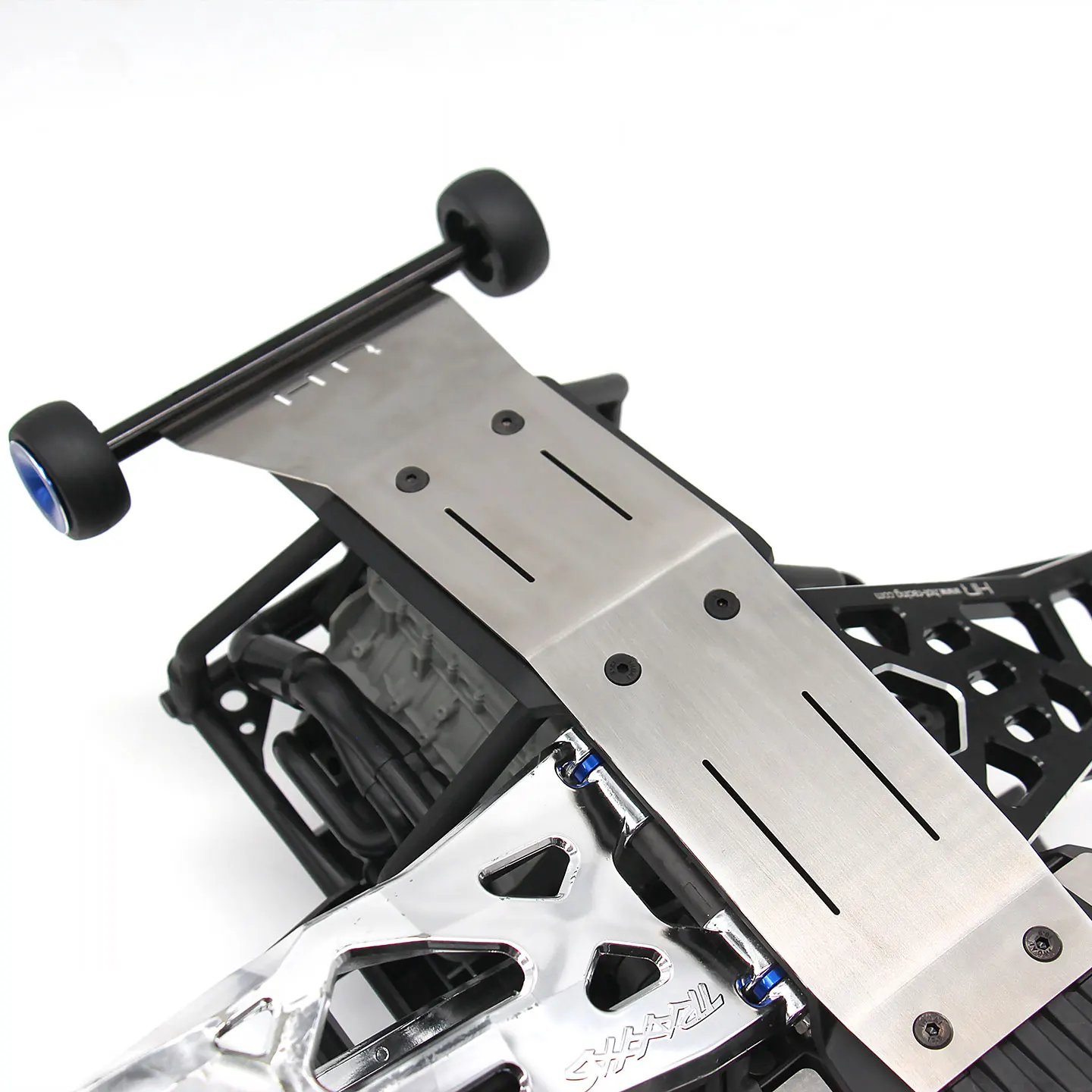HR Traxxas 1/7 Funco 8S Two-wheel drive desert truck Stainless steel rear guard + head-up wheel kit