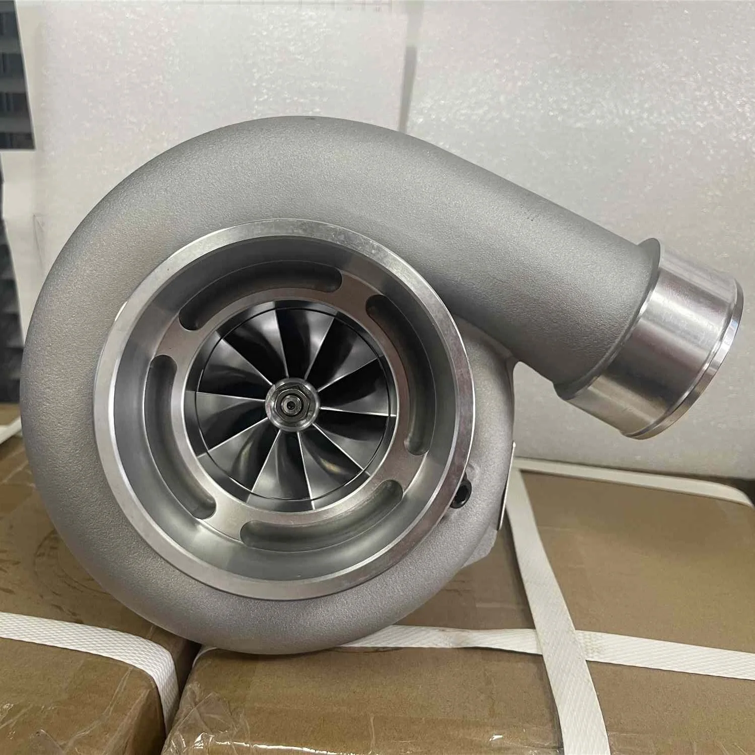 

Racing GTX35 GTX35R GTX3582RGEN2 Turbine A/R.82 V Band Housing Ball Bearing Turbocharger