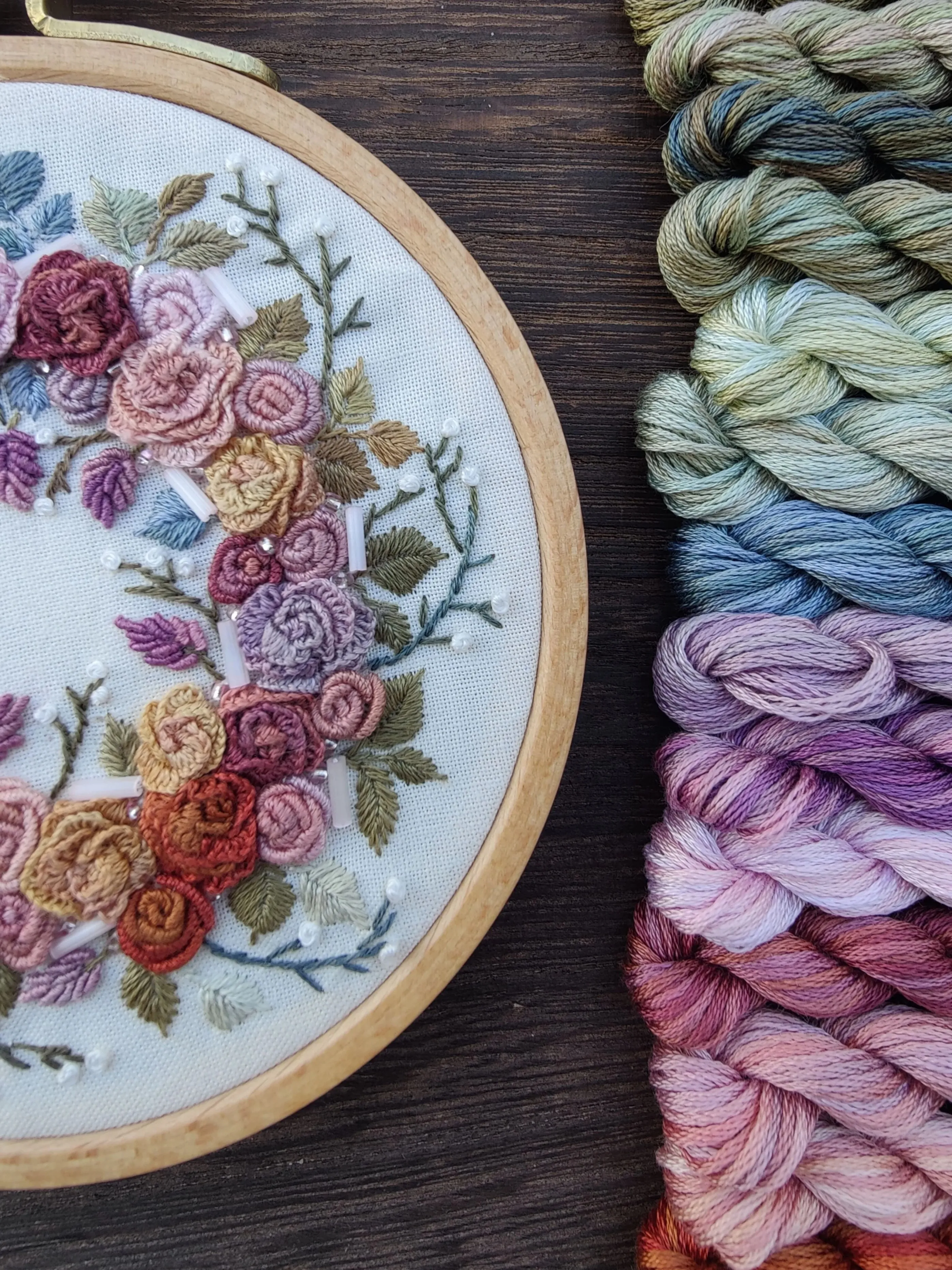 

16pcs/bag pure cotton cross stitch thread Hand dyed gradient embroidery sewing thread