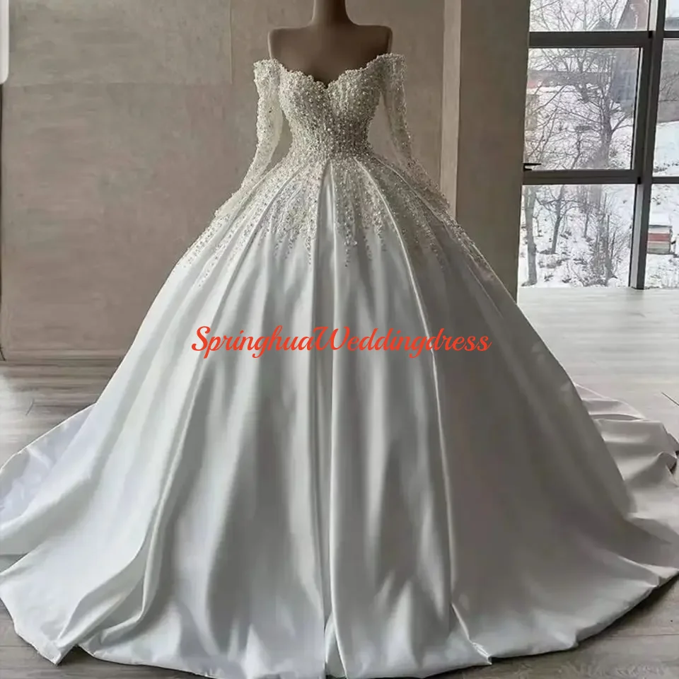 

Customized Haute Lvory White Sequined Off the Shoulder Satin Pleat Ball Gown Pearls Backless Floor-Length Wedding Dress