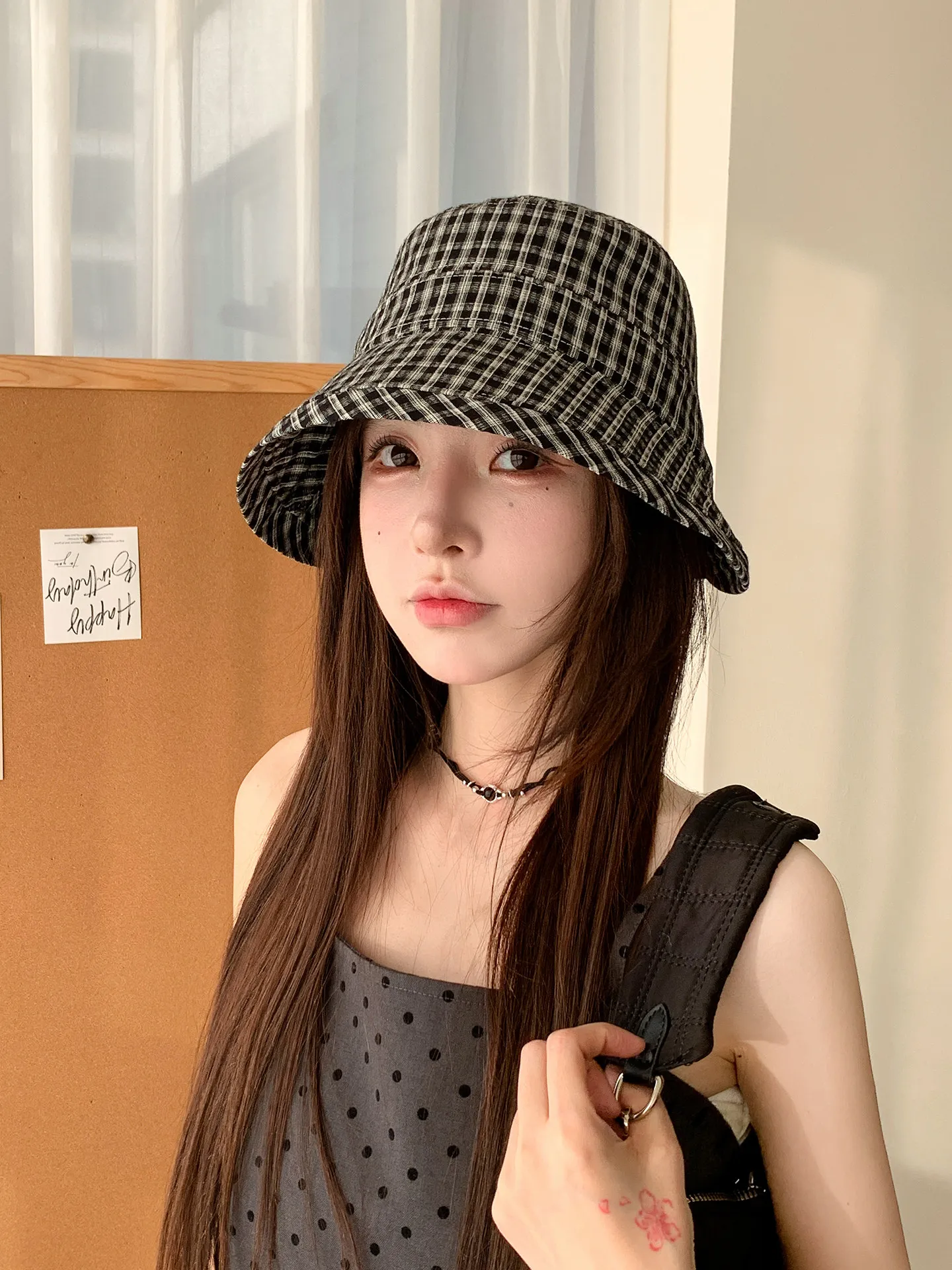 New plaid bucket hat women's large brim sun protection and UV protection sun hat showing face small bucket hat