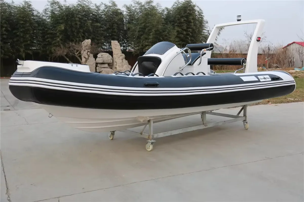 For 5.2m pedal kayak house rigid inflatable boat pontoon boat with engine