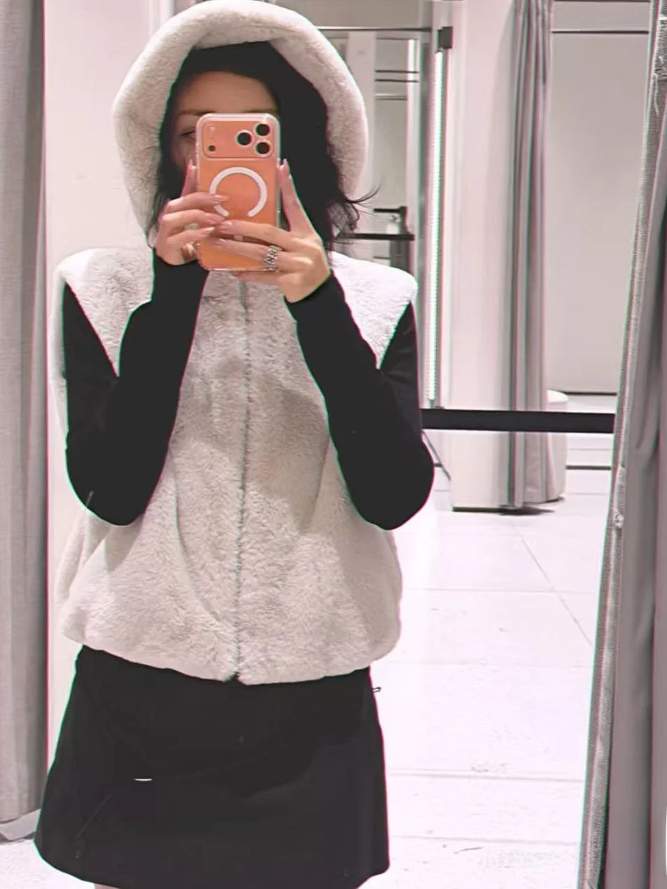 Fall Winter New Arrival Women's Short Hooded Faux Fur Effect Vest Zipper Jacket 6318800 712 Commute Style Thickened Inner Pol...