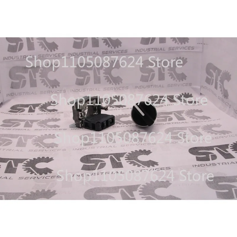 SS    XB4BD21 Genuine For SCHNEIDER Harmony 22mm BLACK selector switch - Fast Shipping
