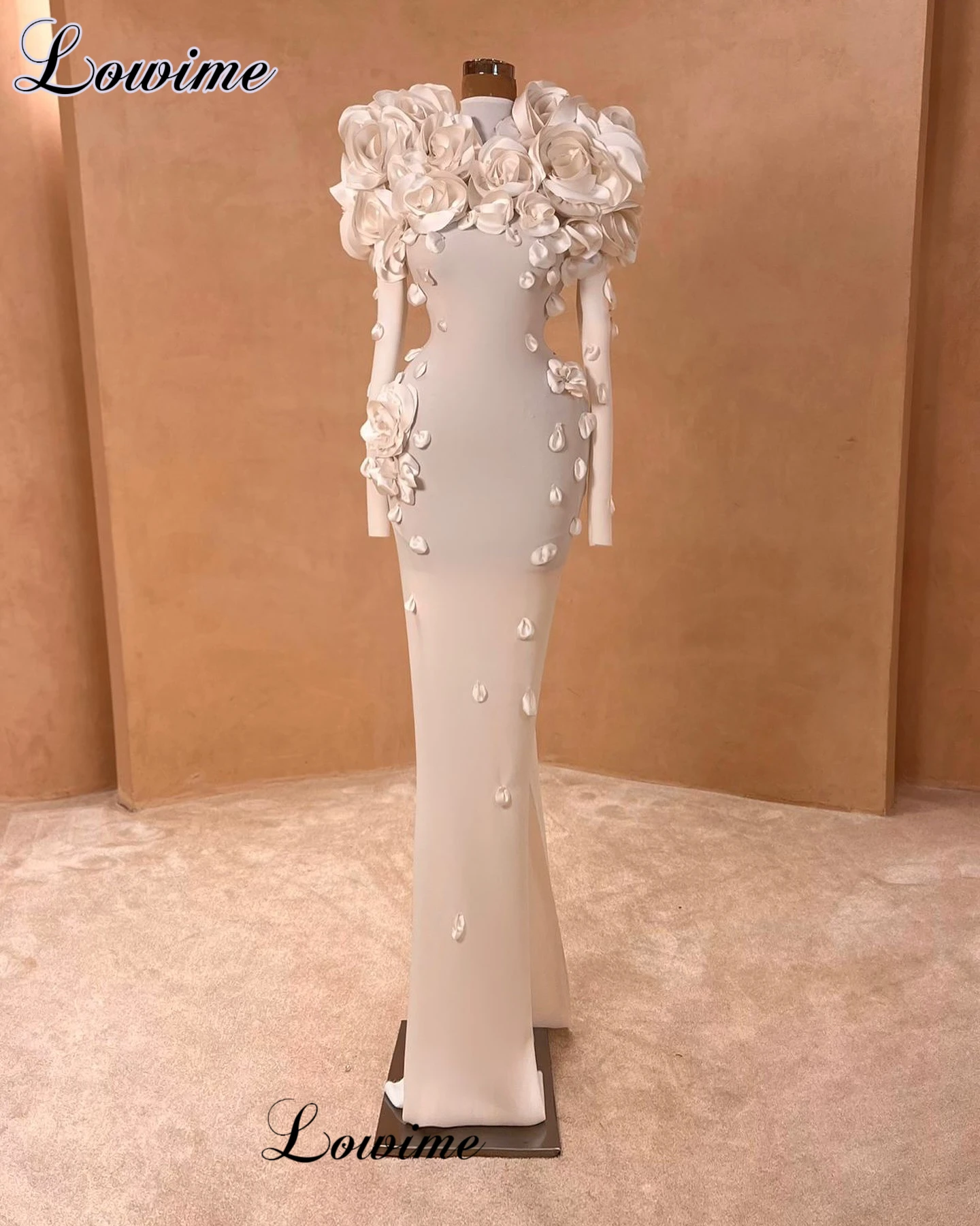 Çiçekler ile krem renk abiye uzun kollu yüksek boyun ünlü elbiseler Mermaid elbiseler De Soirée düğün elbiseleri