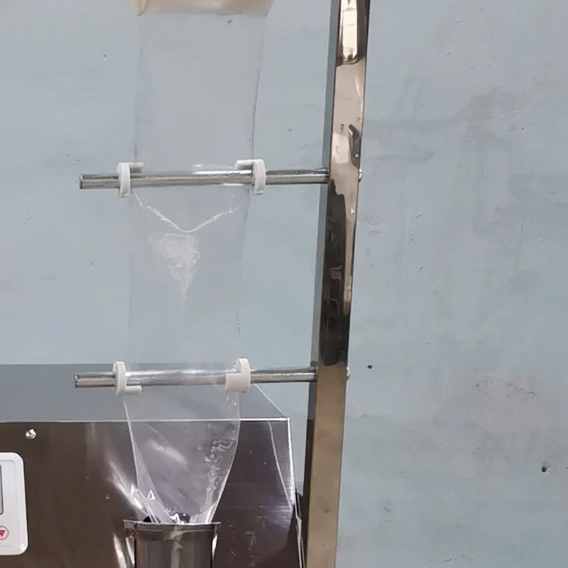 Máquina Eléctrica de Envasado de Líquidos para Agua, Salsa de Soya, Vinagre, Leche, Máquina de Llenado, Sellado y Envasado con Autoaspiración