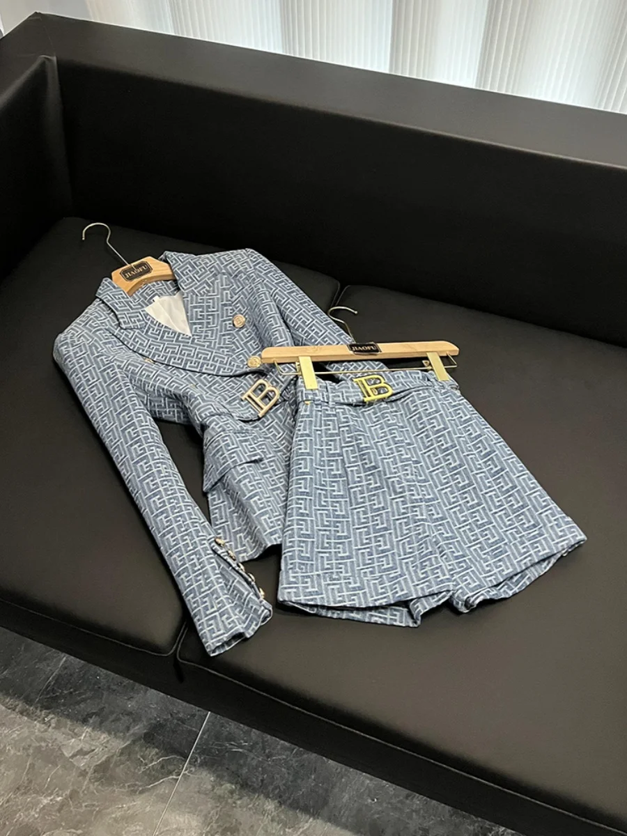 

New Commuter OL lectural oulder Pad Denim Fabric Jaet And ort Set Faionable Women's Workwear Autumn 2025