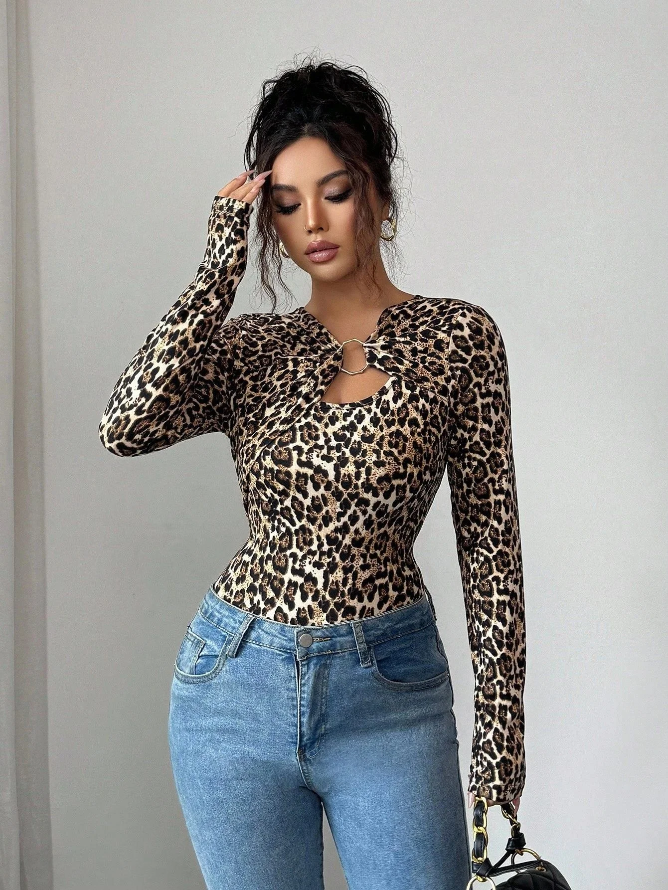 Orevena Long Sleeve Slim Fit Blouse, Hollow Ring Notch V‑Neck Casual Top, Chic Body‑Hugging Daily Office Wear for Women