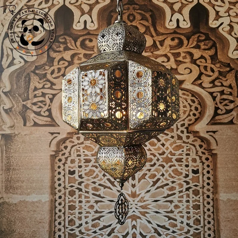 Southeast Asia Vintage Industrial Moroccan Pendant Lights Hollow Carving Iron Art Decorative Hanging Lamp Home Decor Loft Studio