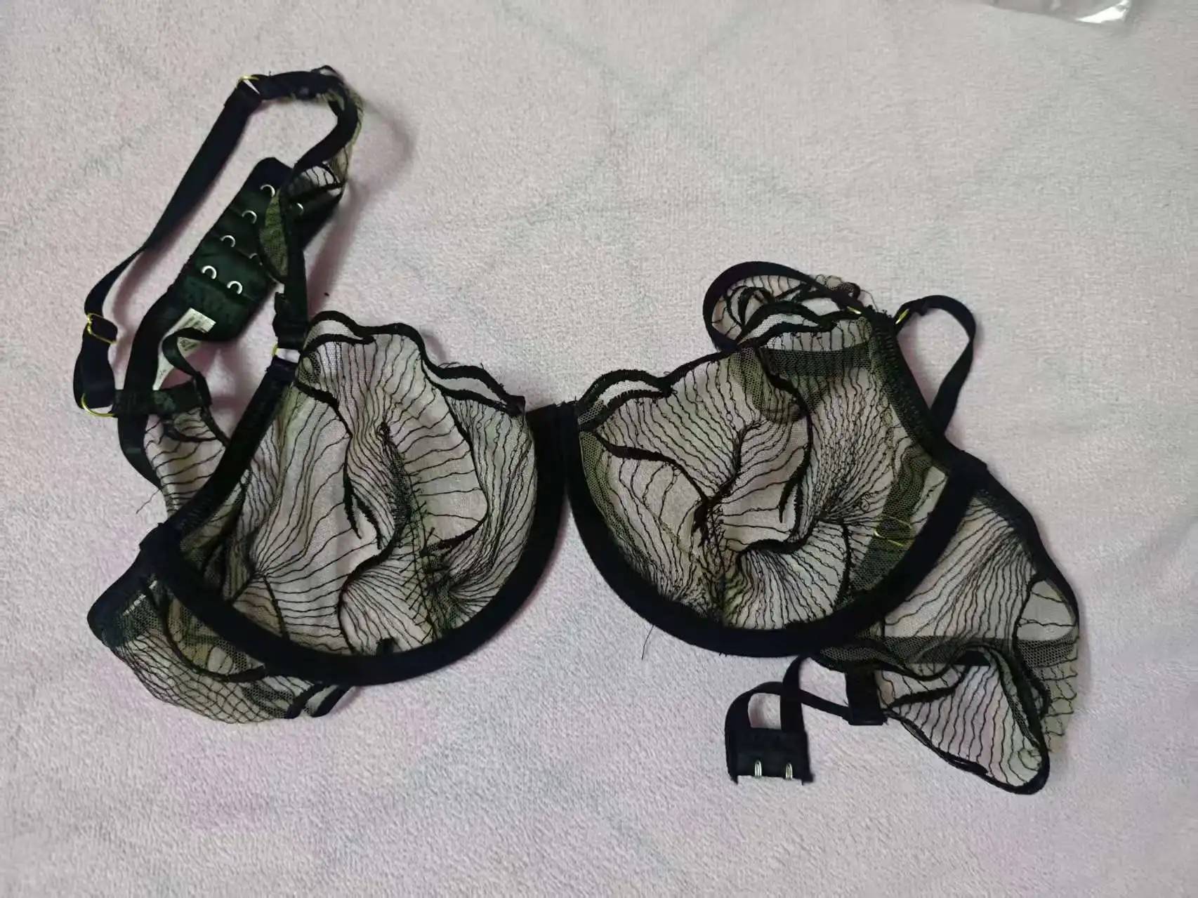 High-end French ultra-thin seamless sheer slightly sexy transparent lace embroidered slimming pure desire single-piece bra
