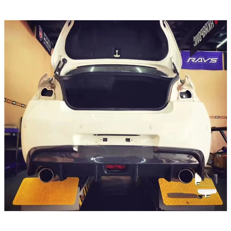 For Infiniti G25/G37/G35 Rear Lip Body Kit