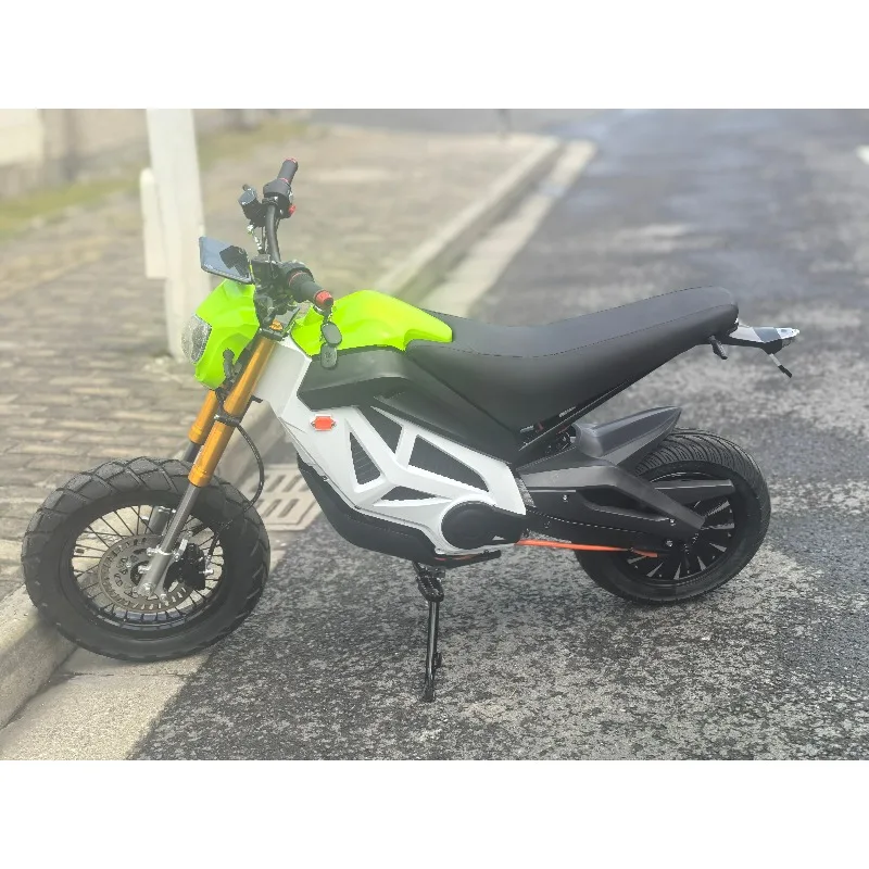 Krono Wild Long Life Electric Scooter EEC Approved, Reinforced Frame, Durable For Commercial Use