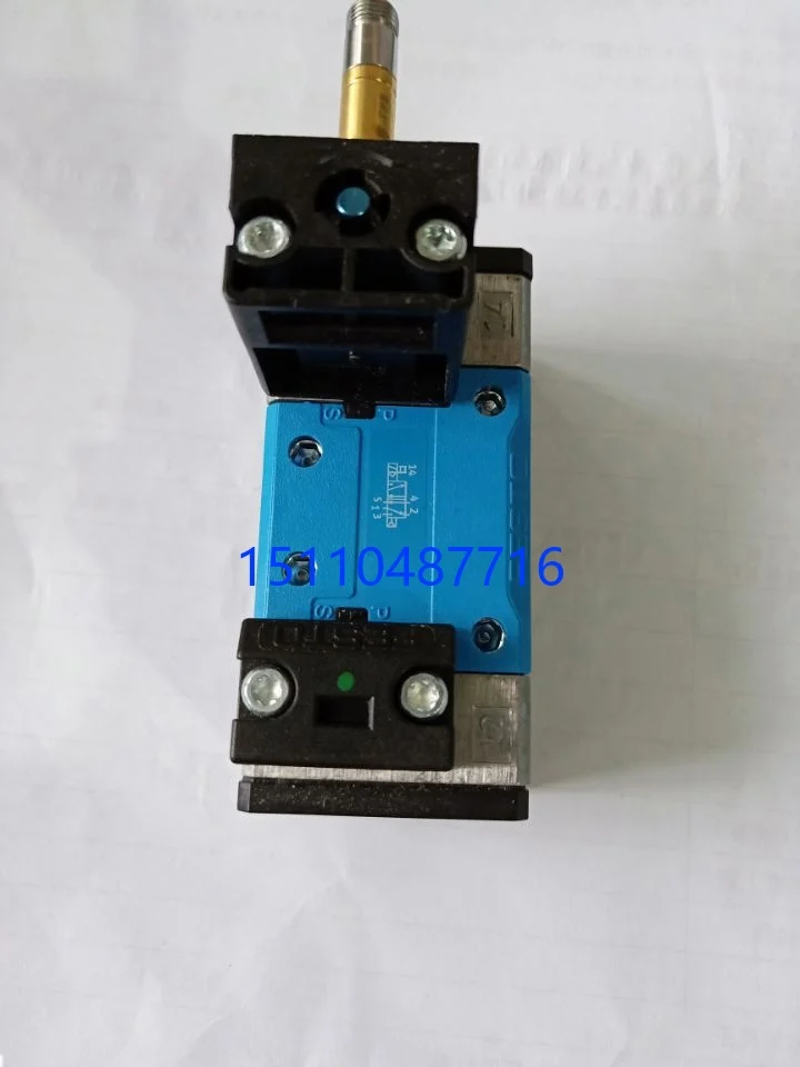 

FESTO Pneumatic Solenoid Valve MFH-5/2-D-2-FR-C 151709 Stock