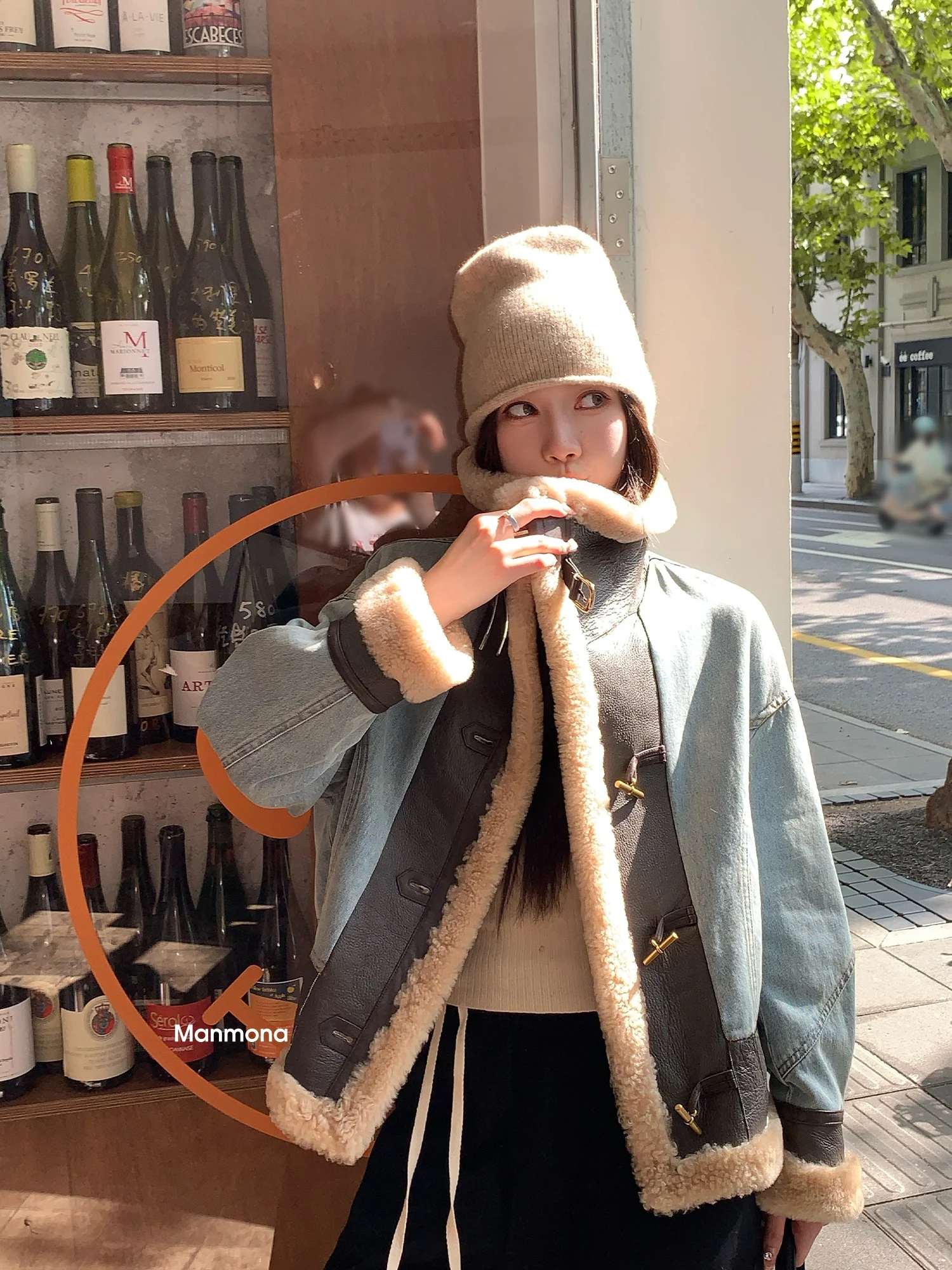 

ManMona Denim Sle ort White Goose down Leather Fur Jaet Women's Autumn Winter Inteated Leather Fur Coat Korean Sle