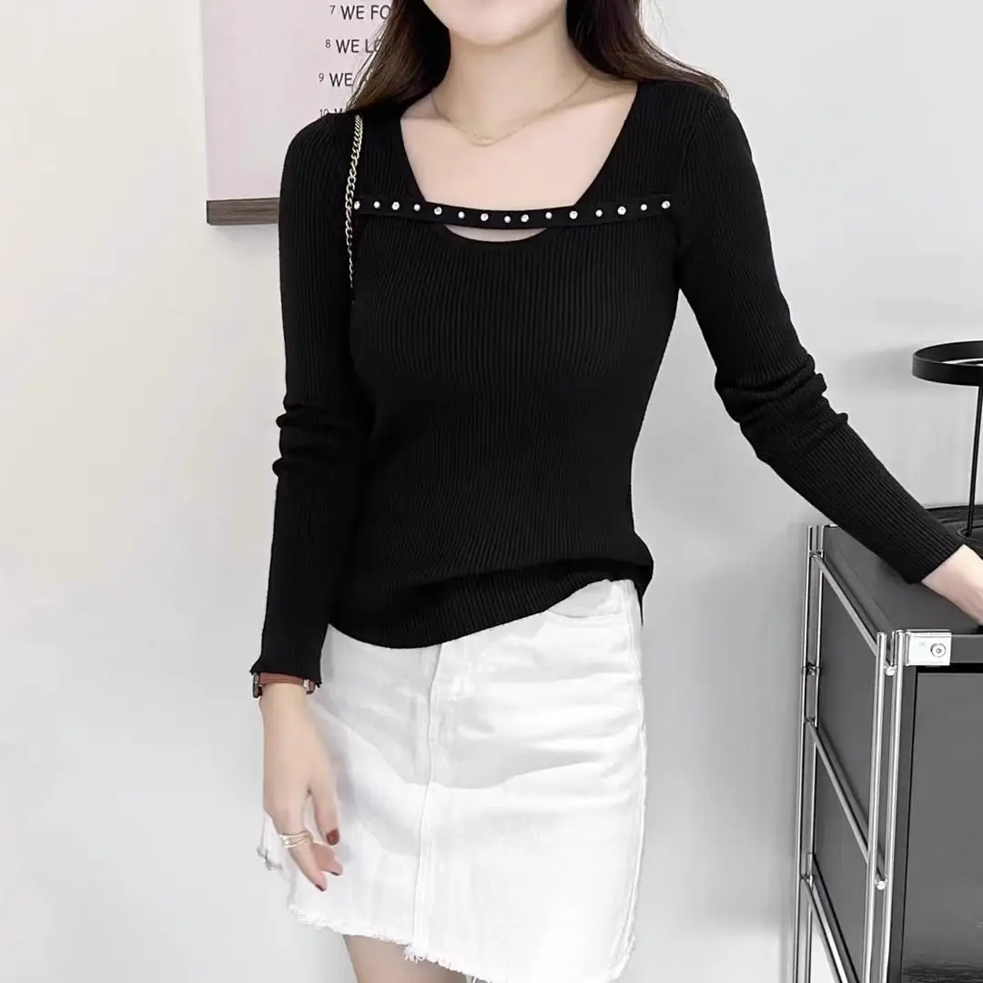 Low Neck Unique Slim Fit Base Knitted Sweater for Women's New Style with a High-end Feel Inside Tight Fitting Sweater Top