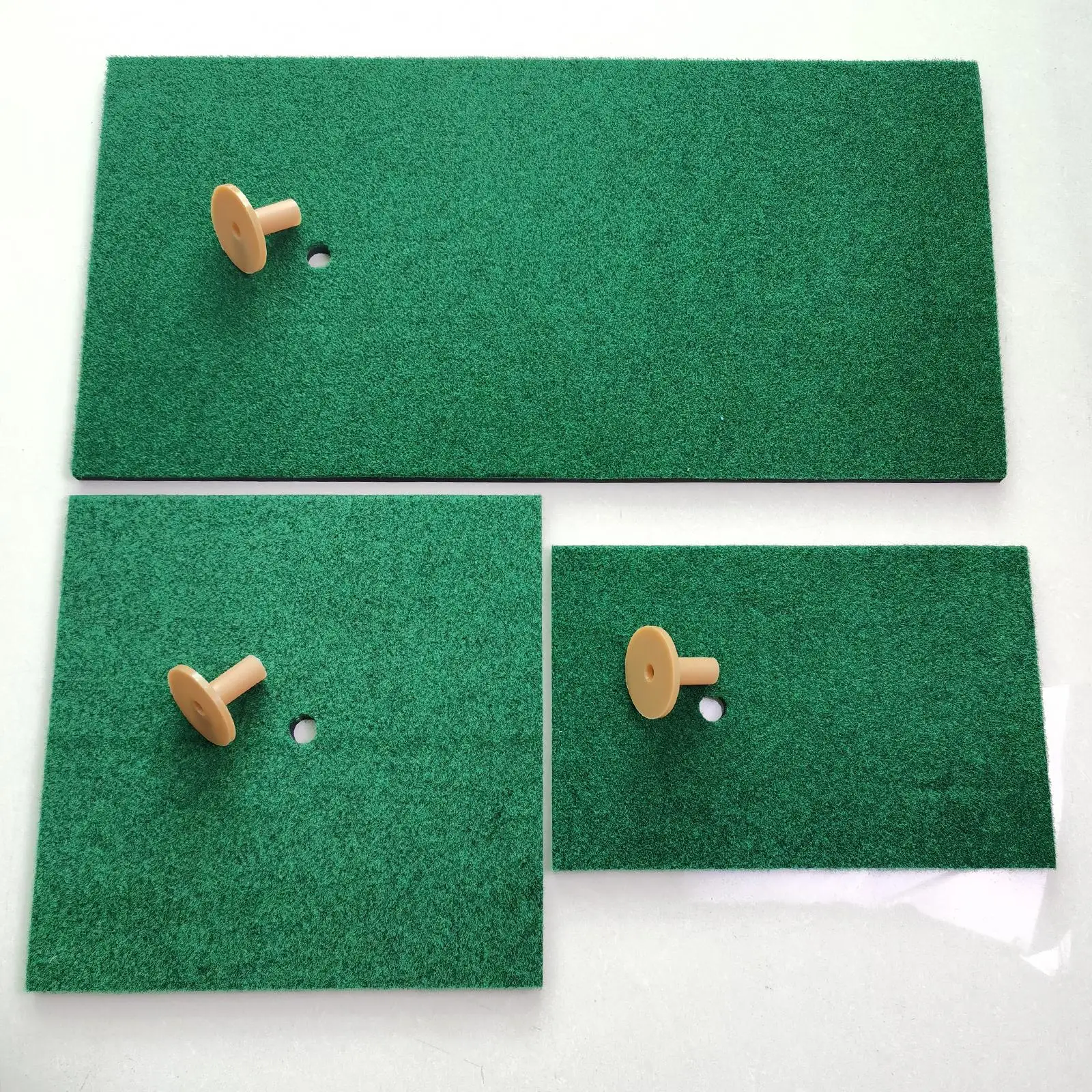 Golf Practice Mat Putting Training Pad Chipping Turf Artificial Grass Tee Holder