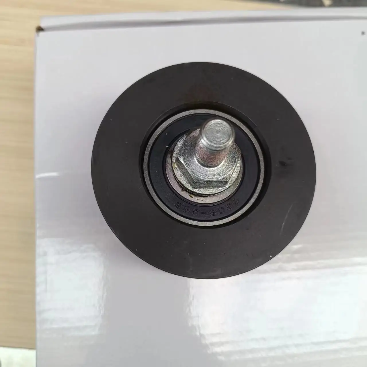 Whole Sale Original Quality Bus Accessories V- Belt Idler Pulley Engine Belt Idler Pulley