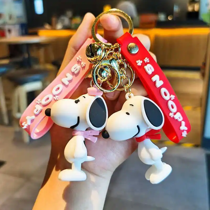 Snoopy Charlie anime cartoon Doll Keychain Car Bag Ornament Creative Peripheral Car Girly Heart Couple Holiday Gift Wholesale