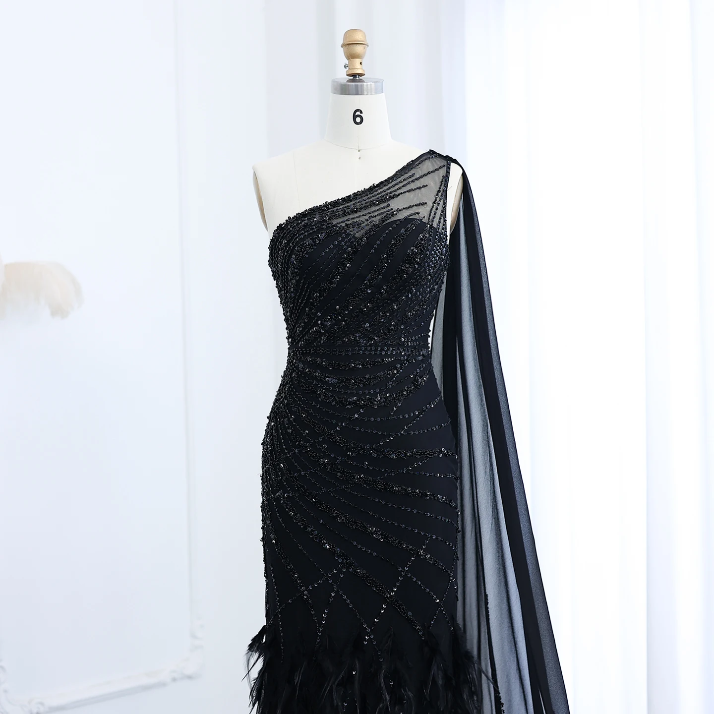 Sharon Said Luxuriöses, federbesetztes, türkisfarbenes, schulterfreies Meerjungfrauen-Abendkleid mit Cape, arabisches Ballkleid, Hochzeitskleid, SS498, maßgeschneidert – Detail 21