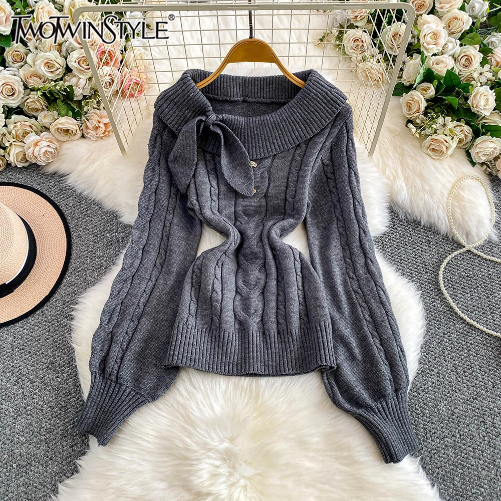 

TWOTWINSTYLE Премиум однотонные свитера для женщин с круглым вырезом и длинными рукавами, теплый вязаный свитер с бантом, женский KMY550080