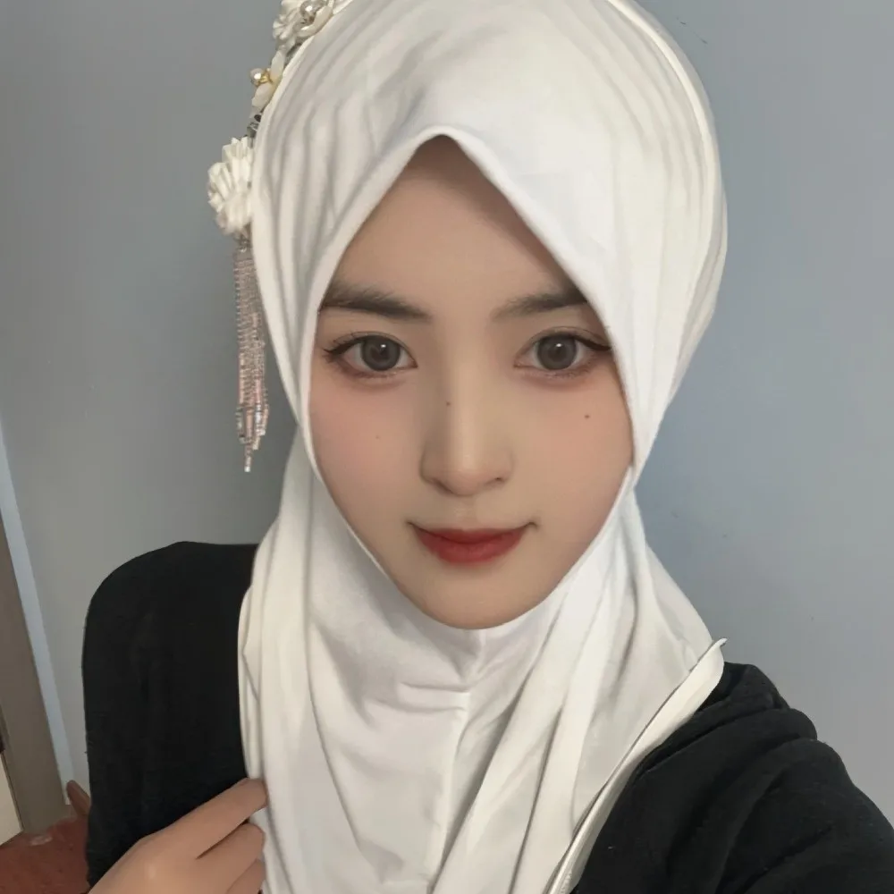 Elegant Elastic Flower Tassel Hijab Cap Soft Fabric Solid Color Pre-Tied Headscarf Polyester Breathable Head Wrap Women