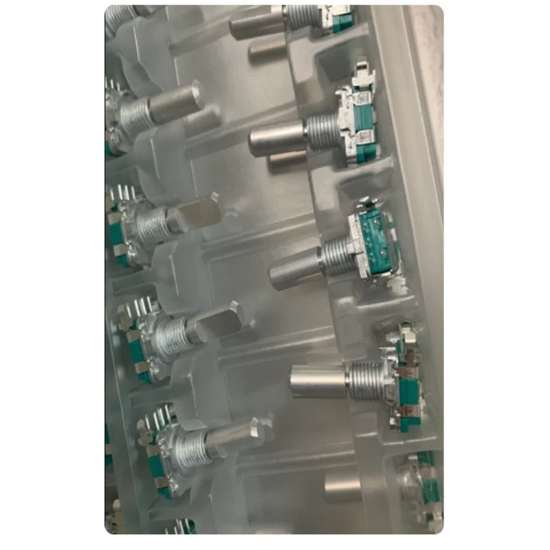 1PCS EC11B15242B1 horizontal encoder with switch 30 positioning number 15 pulse shaft length 20mm