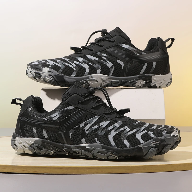 New Wide Toe Sports Shoes for Men Women Breathable Barefoot Hiking Trekking Shoes Non-slip Outdoor Upstream Sneakers for Couple