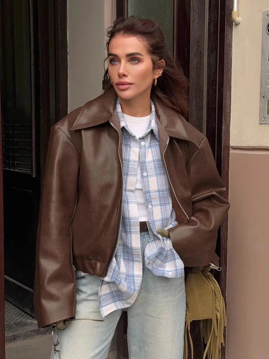 Jaqueta de Couro Feminina Nova Coleção Outono Inverno 2026, Jaqueta Curta de Couro Solta, Casaco Feminino com Gola Lapela