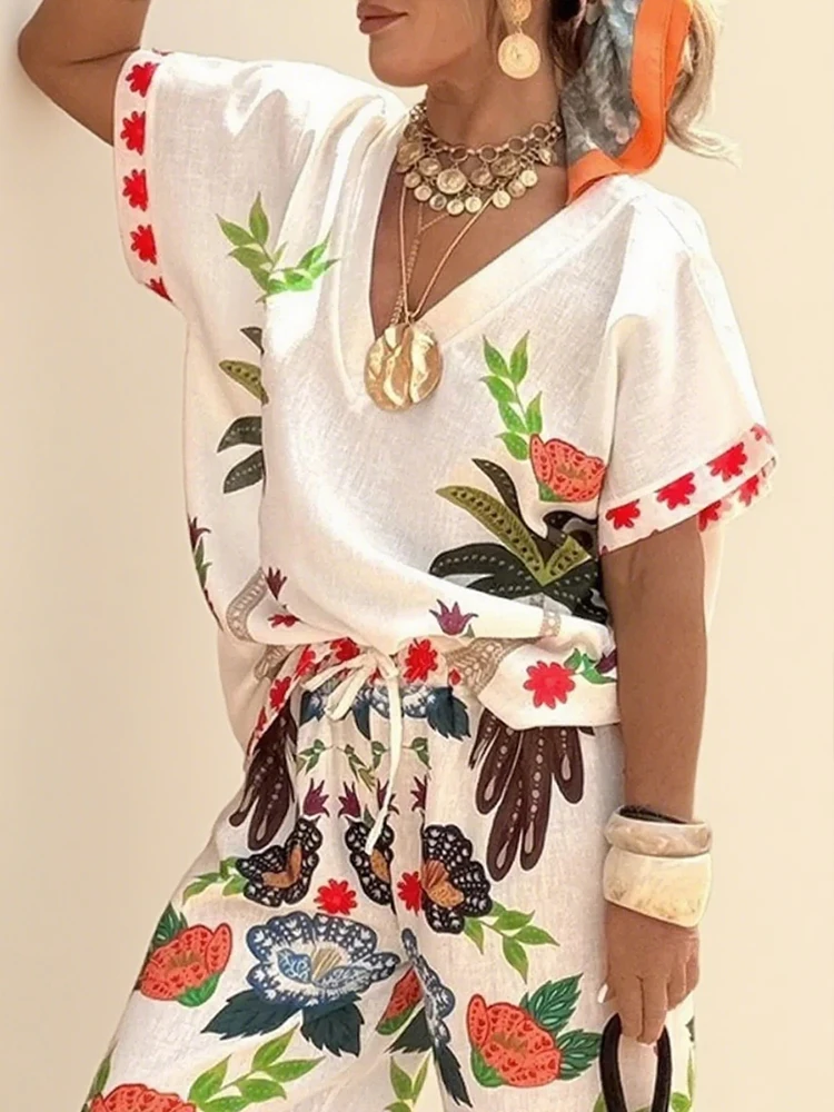 

Gymystars Women's V-Neck Blouses Casual Loose Raglan Sleeve Tribal Style Loose Artistic Printing Female Clothing Holiday Party