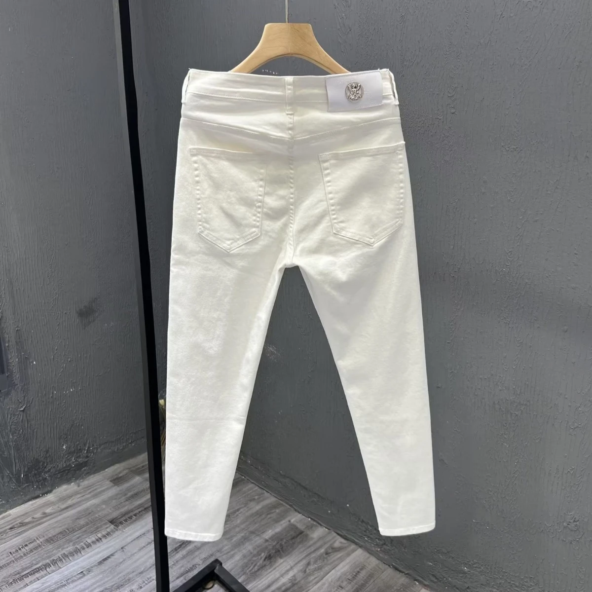 High-End Korean Style White Long Pants Men Slim Fit Nine Points Cotton Elastic Denim Summer New Arrival Youth Fashion
