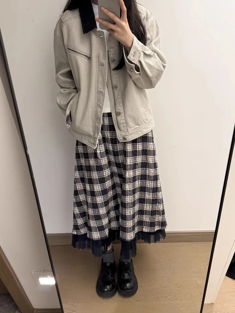 แจ็คเก็ตคาร์โก้สไตล์วินเทจอเมริกันสำหรับผู้หญิง ปกตัดสี แจ็คเก็ตโอเวอร์ไซส์ ผ้าเดนิม+แขนเสื้อผ้าลายสก็อต แจ็คเก็ตลำลองสไตล์สตรีทแวร์