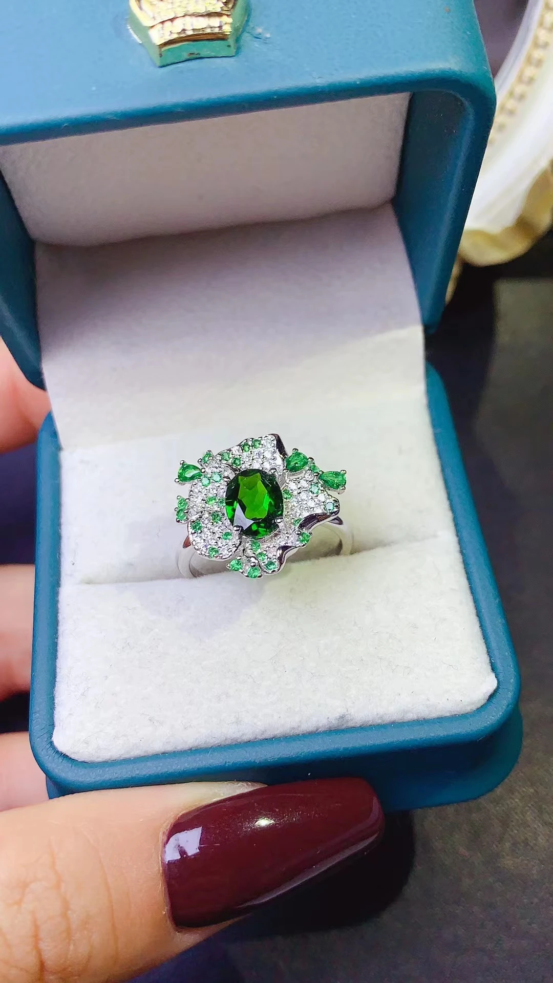 

KJJEAXCMY Fine Jewelr Natural Diopside Women's Ringy S925 Pure Silver Exquisite Inlaid High Clarity Gem Support Testing