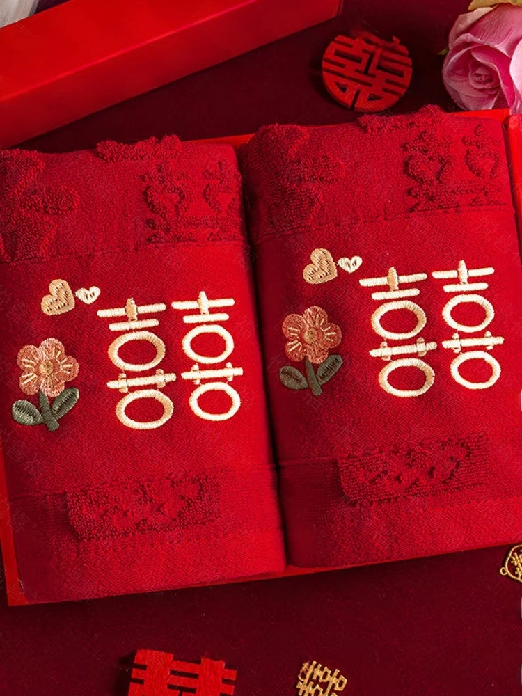 red-wedding-towels-couple-gift-creative-celebration-products-high-aesthetic-value-embroidered-lebanese-origin-wedding-supplies