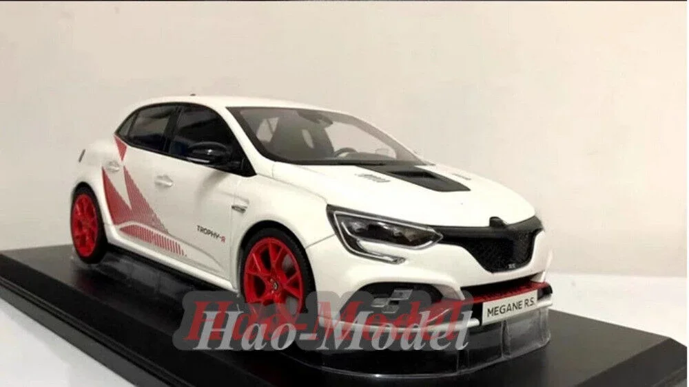 

NOREV 1/18 для Renault RS Trophy-R, литая под давлением модель автомобиля, имитация игрушки для мальчиков, подарки на день рождения, хобби, демонстрационные украшения, белый цвет