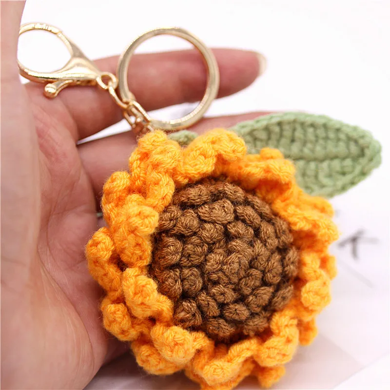 Creative Exquisite Hand-woven Pendant Woven Creative Wool Crochet Sunflower Keychain Bag Accessories Charm of Mobile Phone Gift