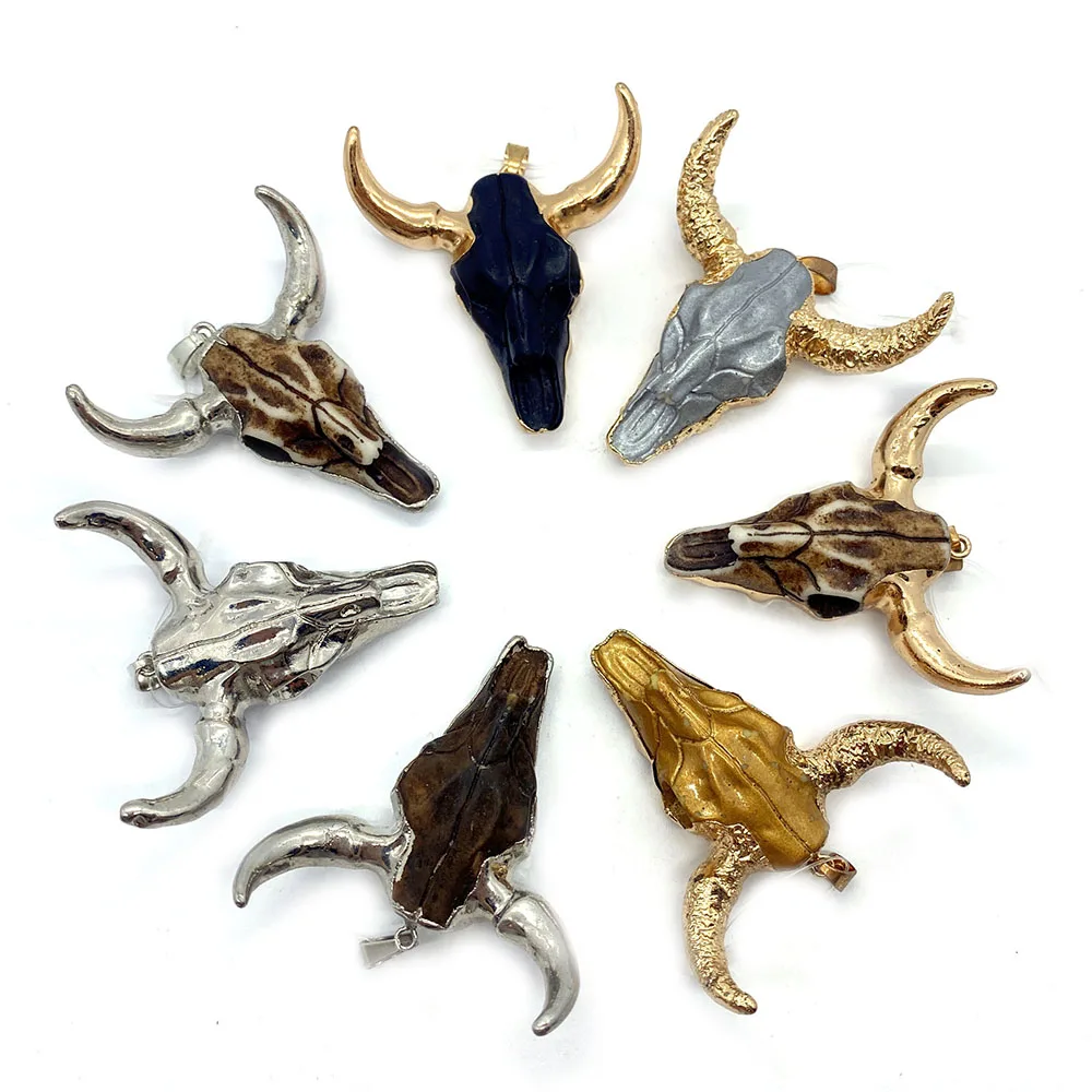 Fashion Resin Retro Ethnic Bull Skull Ox Bone Pendant Acrylic Pendant Color Suitable for DIY Jewelry Making Necklace 45x46mm