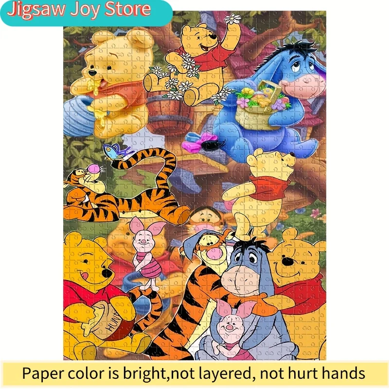 곰돌이 푸, 이요어, 티거, 그리고 피글렛과 같은 만화 동물들이 등장하는 1000피스 퍼즐. 이 벽걸이 퍼즐은 완벽합니다