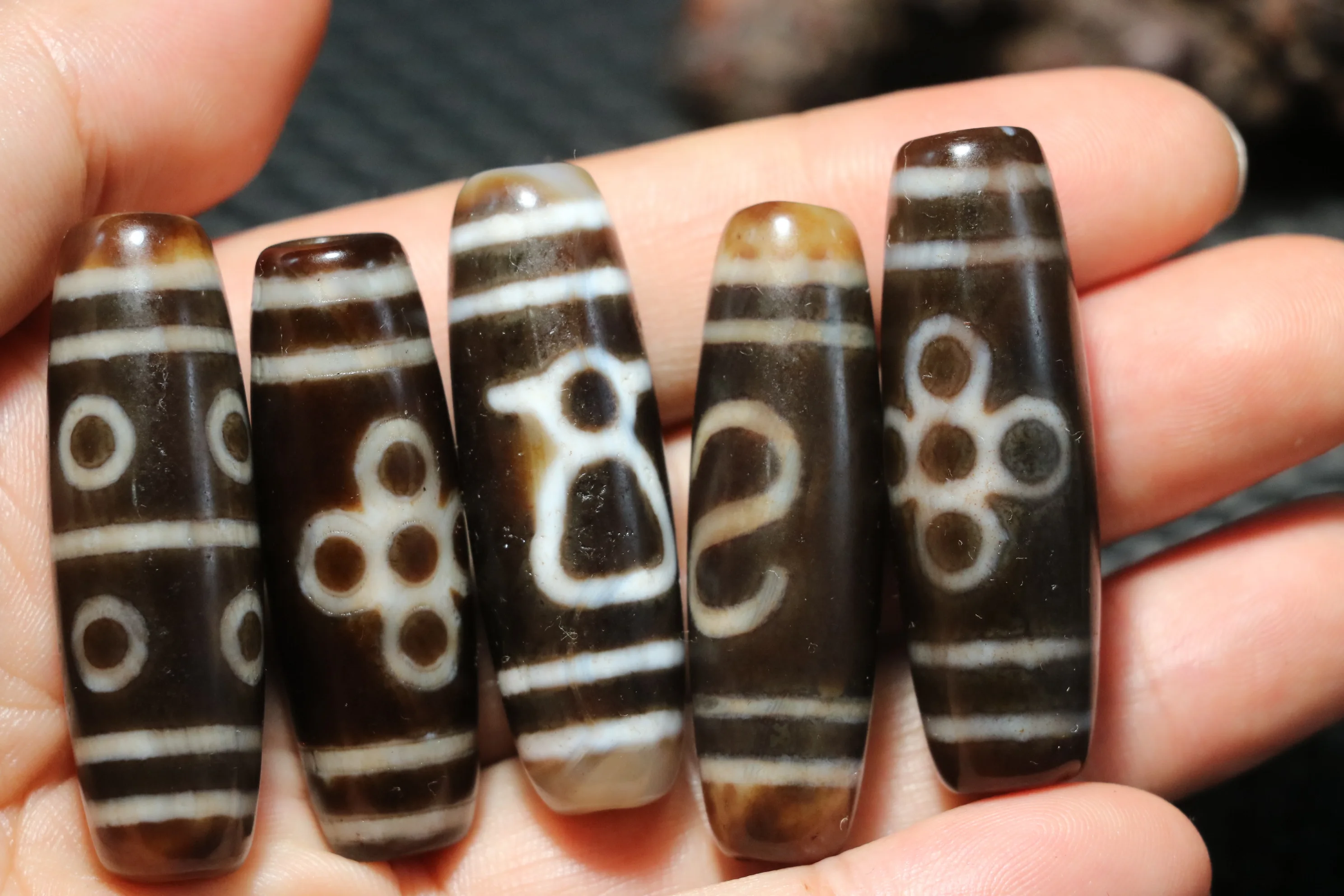 NO.1 Set of 5 PCS Energy Tibetan Top Old Agate Multiple Symbols dZi Bead Pendant 2023 For Jewelry Amulet Timestown UPD0725A123