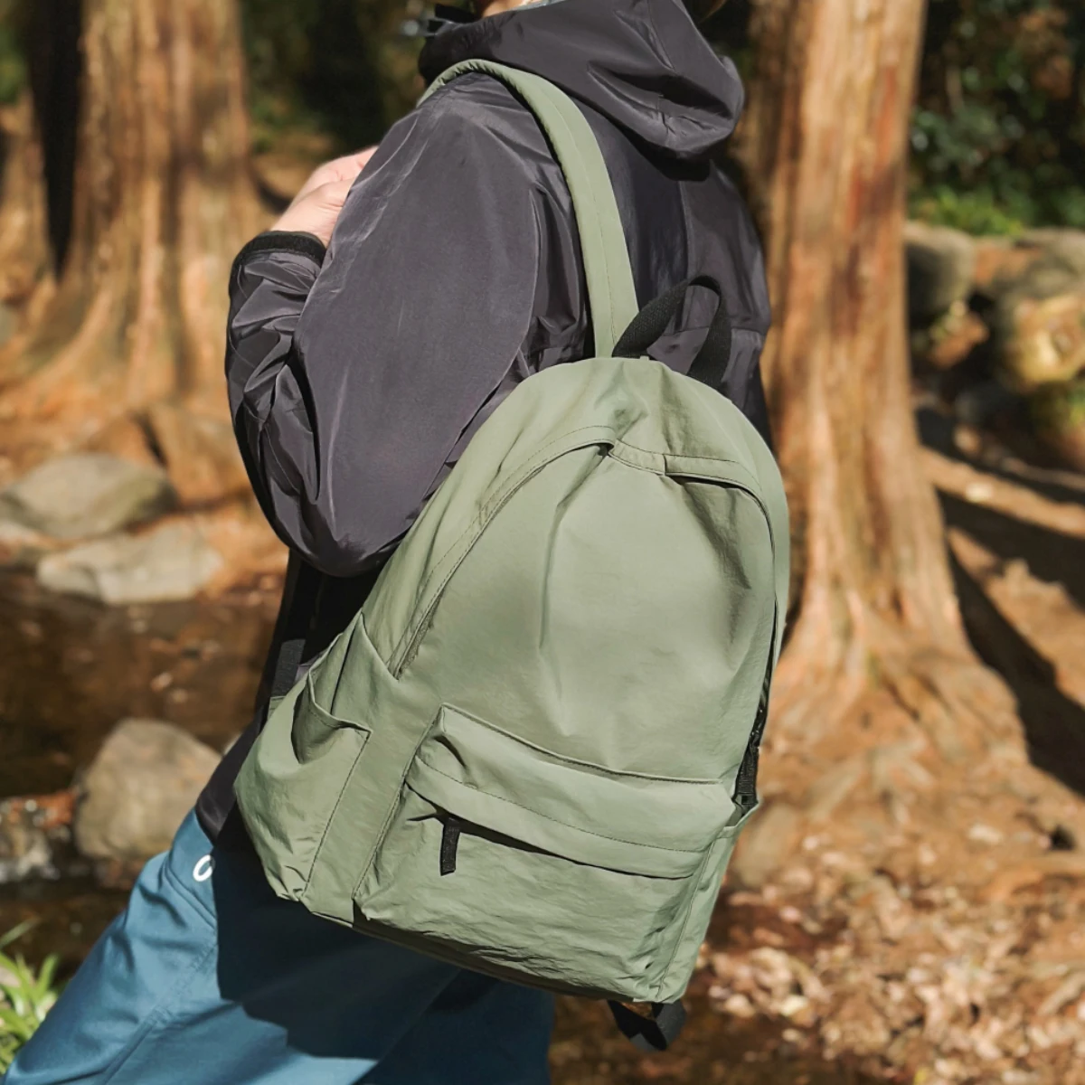 2025, neue Schultaschen für Grundschulmädchen der Klassen drei bis sechs, ultraleichte, wasserdichte Rucksäcke mit großem Fassungsvermögen für Schüler der Mittelstufe, leichte Rucksäcke zum Klettern