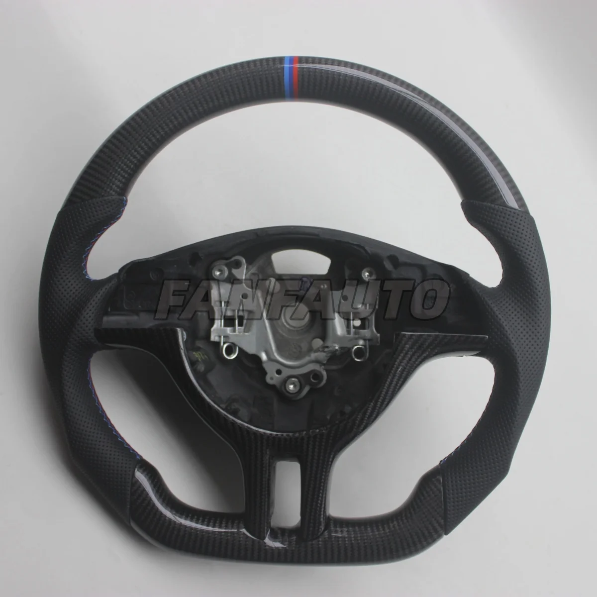 Variant: No Trims A