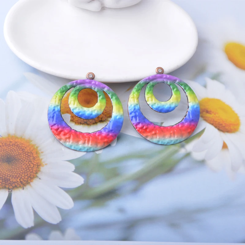 8 Stück/Set Sommer-Stil Eisen Regenbogenfarben Geometrie Herz Runde Anhänger Schmuckzubehör Bemalte Ohranhänger Damen DIY Accessoires – Detail 19